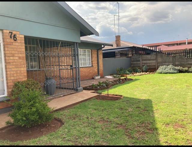 3 BEDROOM HOUSE FOR SALE IN VANDERBIJLPARK CW 6